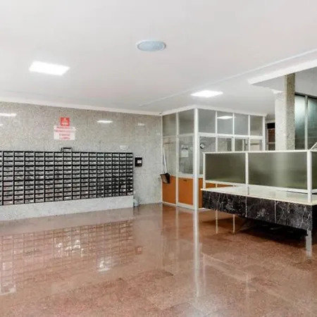 Center Apartment *
