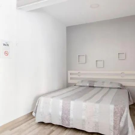 Center Apartment *